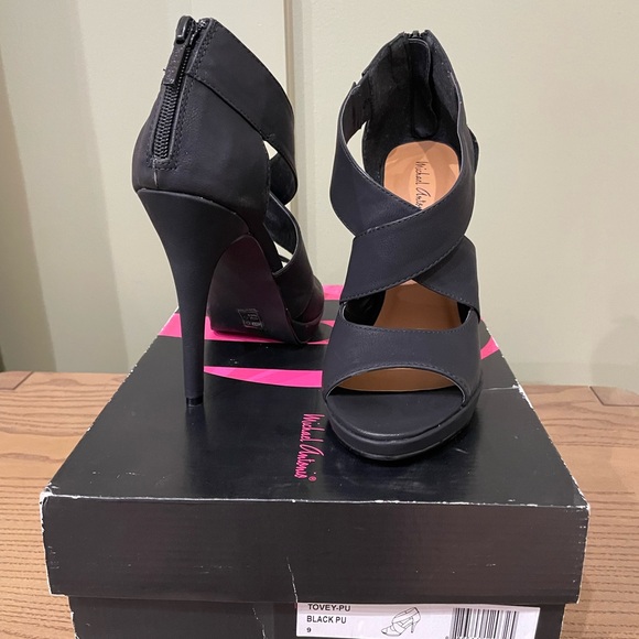 Michael Antonio Strappy Black Heels - Picture 1 of 3
